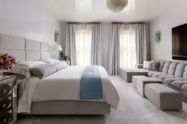 Simple calm, serenity and classic vibes with this custom Miami bed from our collection. 