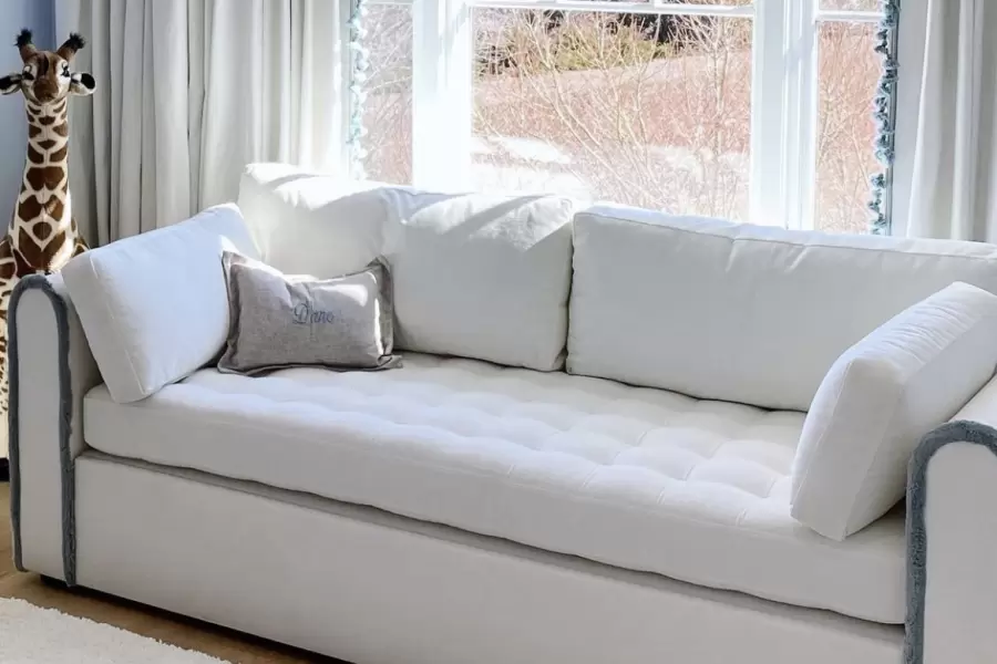 A different take on our Chambers trundle, this fabulous piece offers comfortable sleeping for two without compromise.