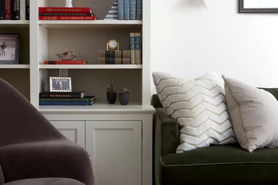 The Greenwich sofa in its quintessential midcentury modern environment. What a treat to see it in its true form!