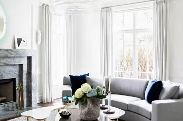 Fifth Avenue elegance and sophistication define this impressively designed living room by Penny Drue Baird. Our curved Whitehall sofas shine! Well done Penny!